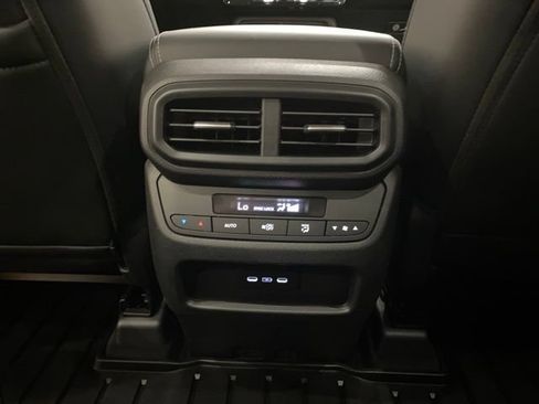 Used 2025 Honda Pilot EX-L image 72