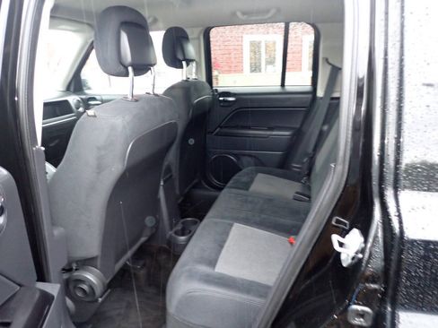 Used 2014 Jeep Patriot Sport w/ Power Value Group FWD image 9