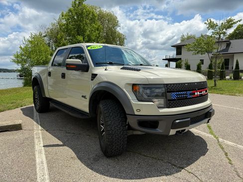 Used 2014 Ford F150 Raptor w/ Equipment Group 801A Luxury AWD/4WD image 3