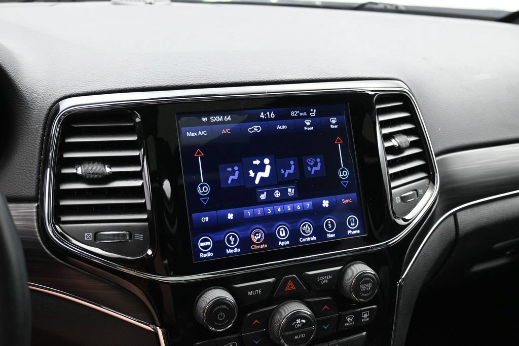 Used 2019 Jeep Grand Cherokee Limited w/ Luxury Group II AWD/4WD image 14