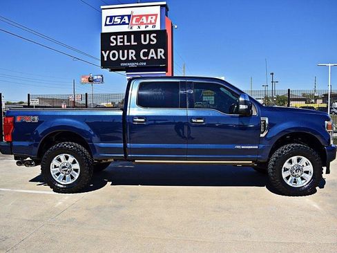 Used 2020 Ford F250 Platinum w/ FX4 Off-Road Package AWD/4WD image 4