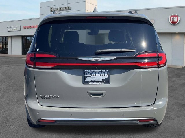 Certified 2021 Chrysler Pacifica Touring FWD image 6