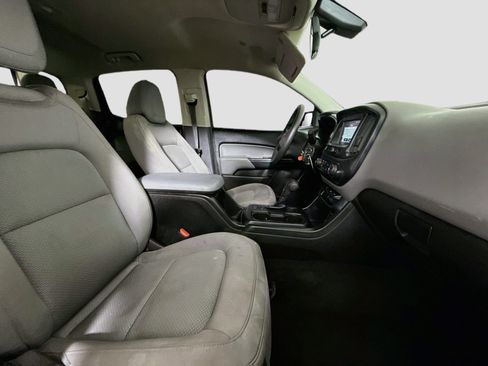 Used 2018 Chevrolet Colorado W/T w/ WT Convenience Package RWD image 27