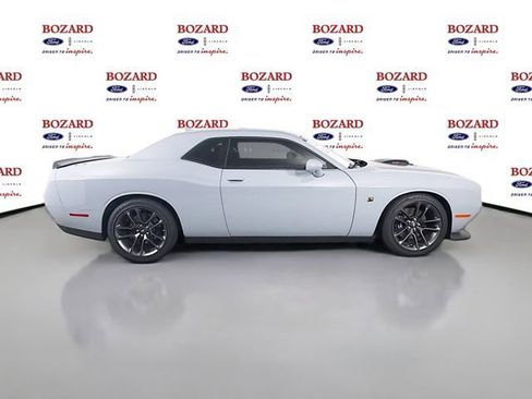 Used 2022 Dodge Challenger R/T Scat Pack w/ Shaker Package RWD image 9