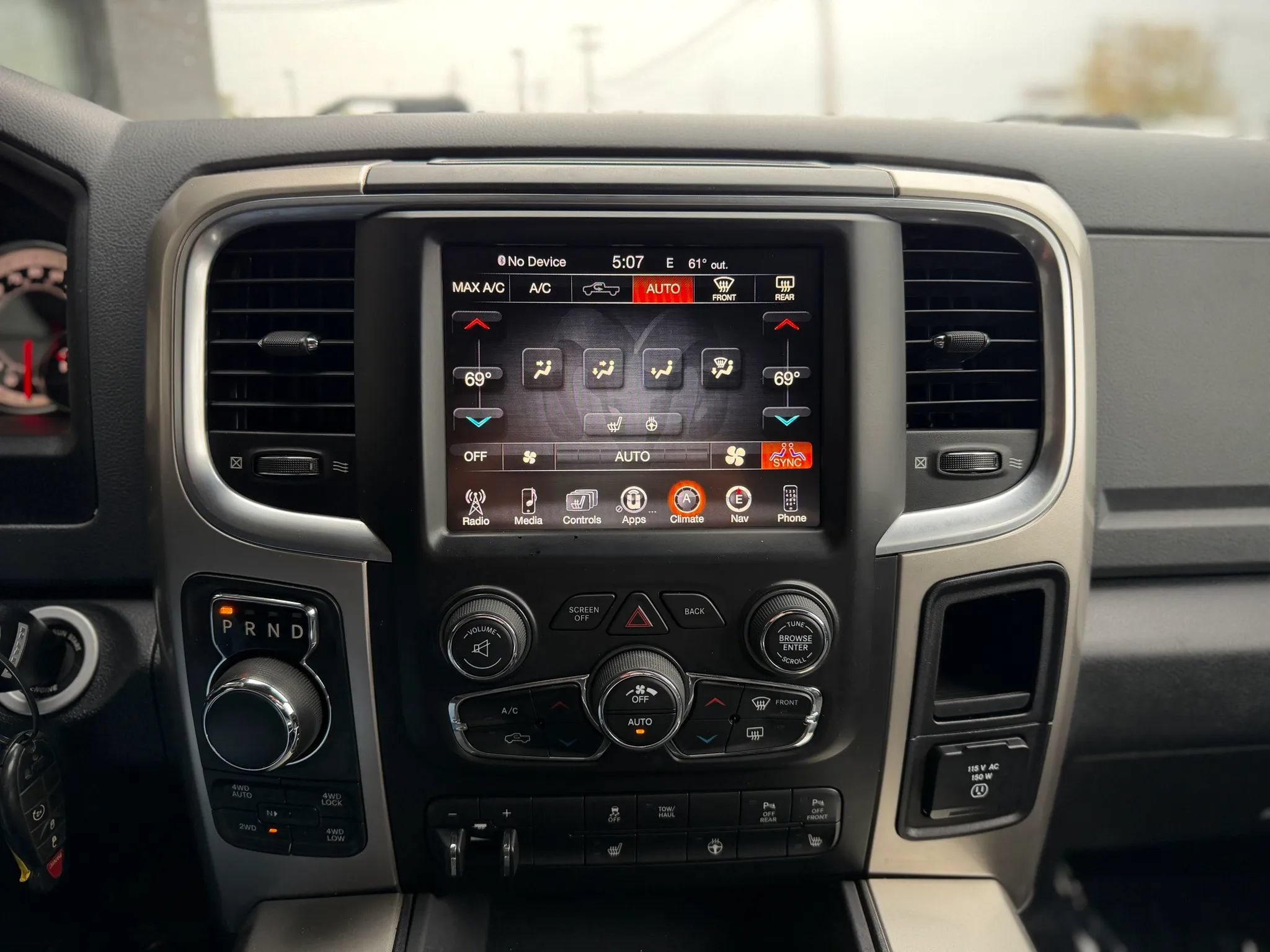 Used 2016 RAM 1500 Big Horn AWD/4WD image 16