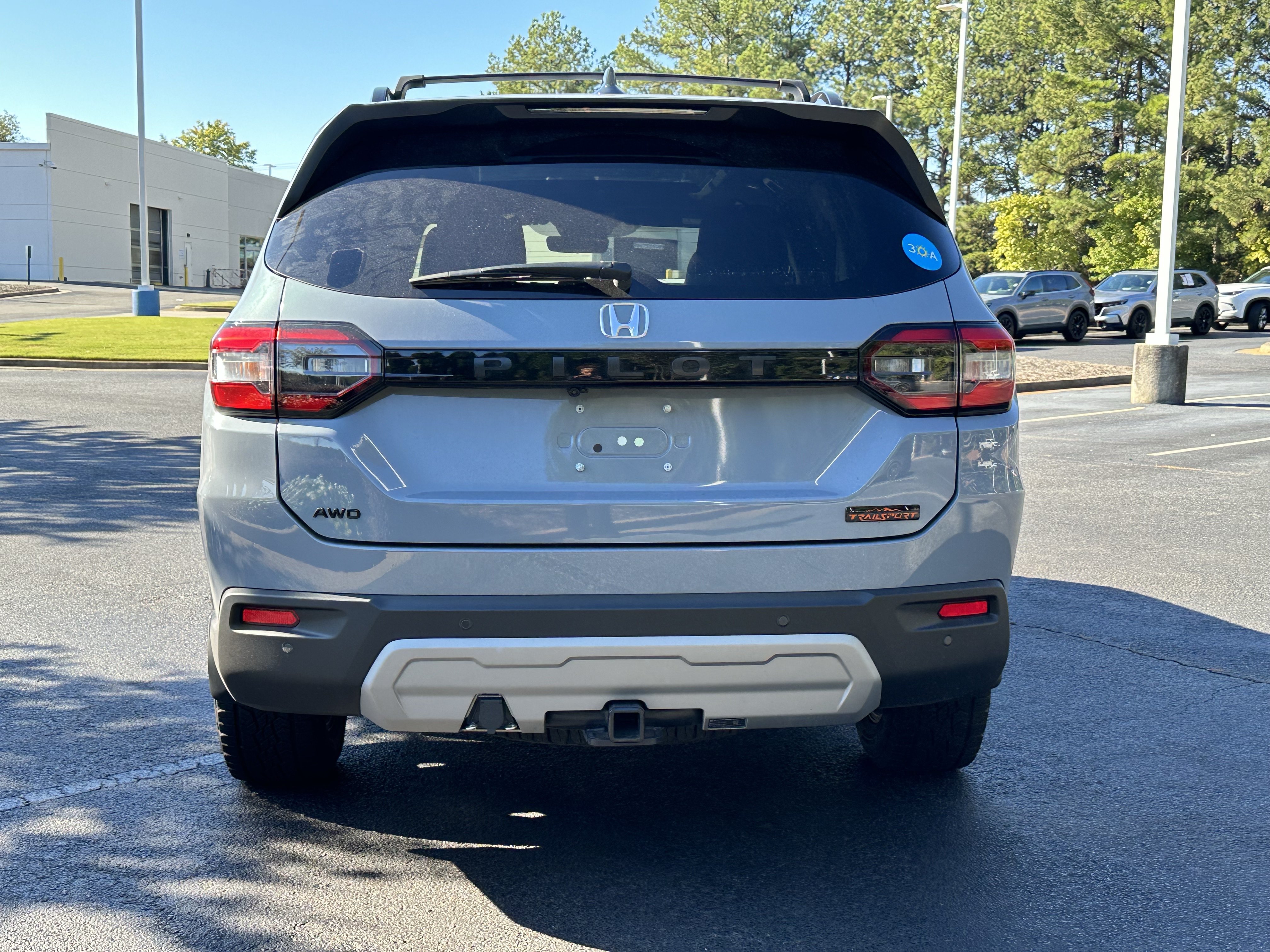 Used 2024 Honda Pilot TrailSport image 13
