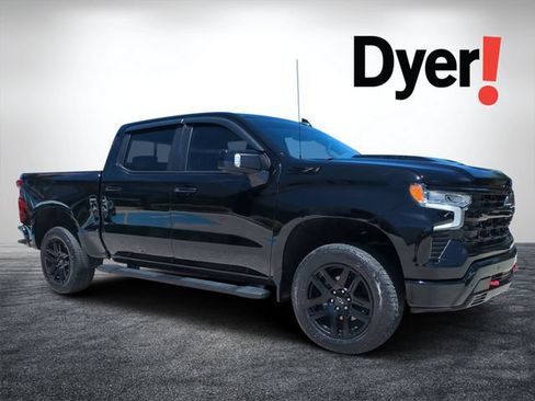 Used 2024 Chevrolet Silverado 1500 LT Trail Boss w/ LT Trail Boss Premium Package AWD/4WD image 1