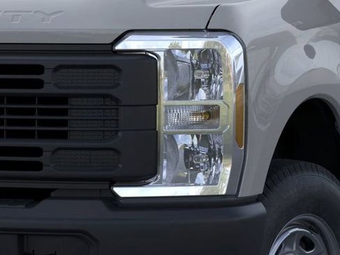 New 2026 Ford F250 XL image 16