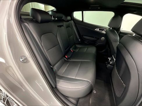 Used 2019 Kia Stinger GT1 RWD image 19