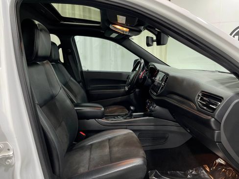 Used 2021 Dodge Durango R/T w/ Blacktop Package AWD/4WD image 34