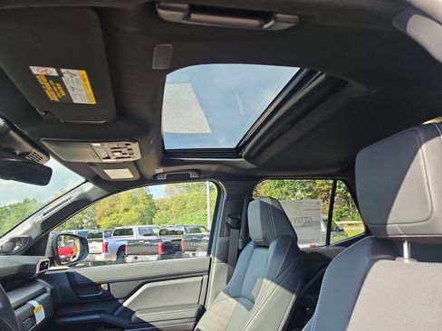 New 2026 Toyota 4Runner TRD Off-Road Premium AWD/4WD image 7