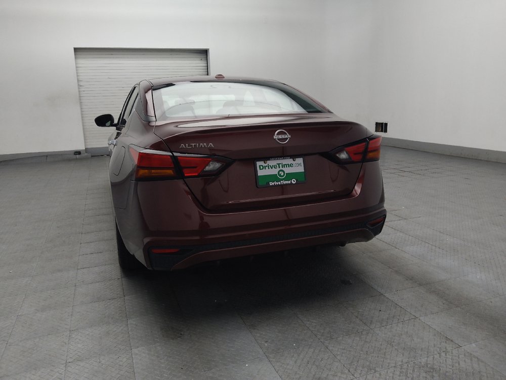 Used 2025 Nissan Altima 2.5 SV FWD image 6