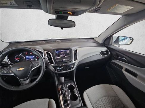 Used 2024 Chevrolet Equinox LT FWD image 4
