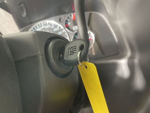 New 2025 GMC Savana 2500 w/ Driver Convenience Package image 17