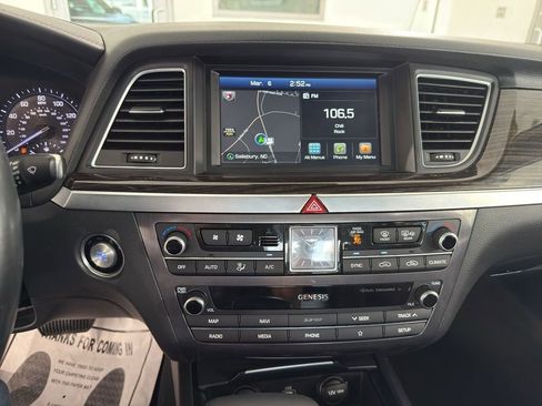 Used 2020 Genesis G80 3.8 RWD image 23