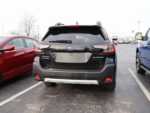 Used 2023 Subaru Outback Limited image 18