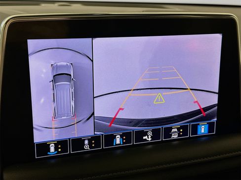 Used 2021 Chevrolet Tahoe Z71 w/ Luxury Package image 14