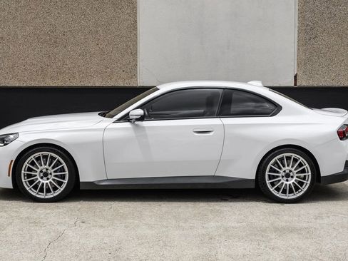Used 2022 BMW 230i Coupe w/ M Sport Package RWD image 10
