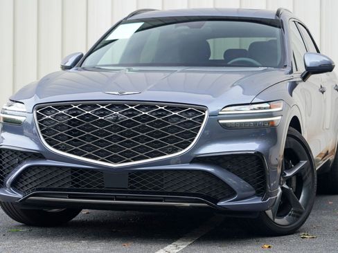 Used 2026 Genesis GV70 2.5T Sport Prestige AWD/4WD image 3