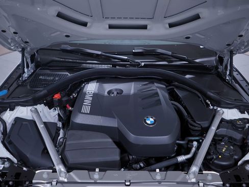 Used 2026 BMW 430i Coupe w/ M Sport Package RWD image 14