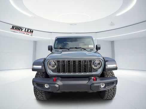 New 2026 Jeep Gladiator Rubicon w/ Safety Group AWD/4WD image 8
