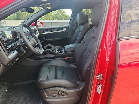 New 2026 Porsche Cayenne Coupe image 5