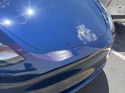 Used 2022 Tesla Model Y Long Range image 1