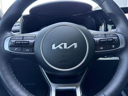 Used 2022 Kia K5 EX w/ EX Premium Package image 19