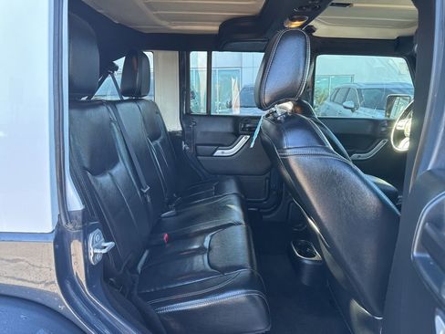 Used 2017 Jeep Wrangler Unlimited Sahara w/ Quick Order Package 24E Chief image 22
