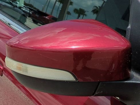Certified 2017 Ford Escape Titanium FWD image 12