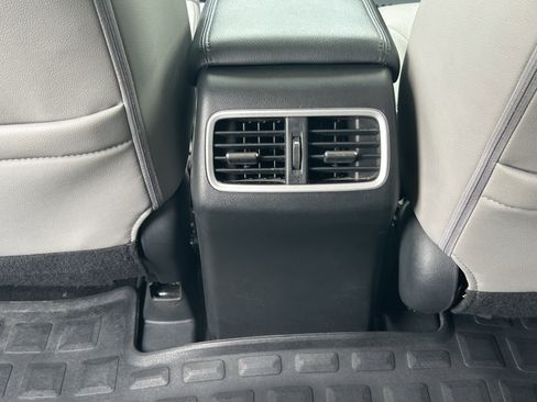 Used 2015 Honda CR-V Touring image 20