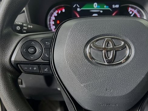 Used 2024 Toyota RAV4 LE image 18