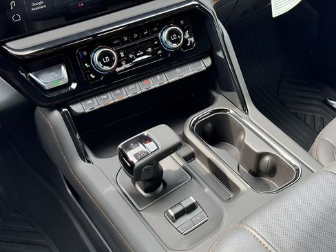 New 2026 GMC Sierra 1500 AT4 w/ AT4 Premium Package AWD/4WD image 21