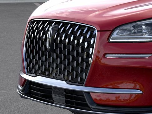 New 2025 Lincoln Corsair Reserve image 17