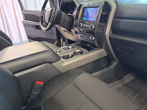 Used 2020 Ford Expedition XLT AWD/4WD image 18