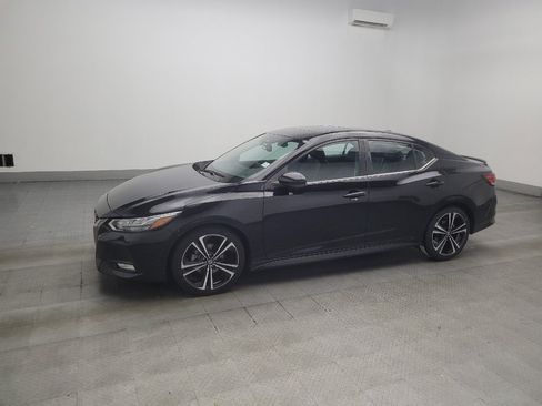 Used 2021 Nissan Sentra SR w/ SR Premium Package FWD image 2
