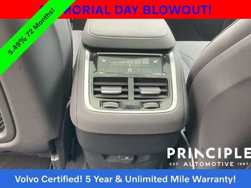Certified 2025 Volvo XC90 B5 Plus AWD/4WD image 37