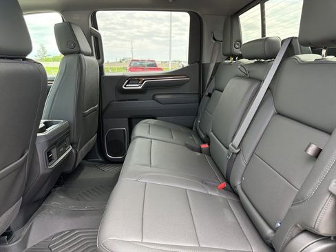 New 2026 Chevrolet Silverado 1500 RST AWD/4WD image 15