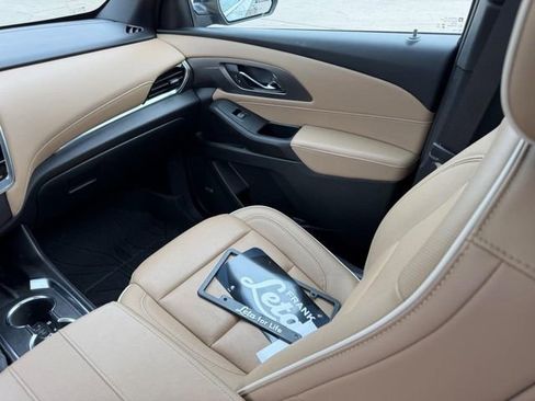 Used 2023 Chevrolet Traverse Premier w/ LPO, Floor Liner Package image 19