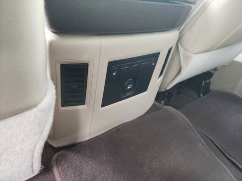 Used 2014 RAM 2500 Laramie AWD/4WD image 28