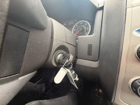 Used 2012 Ford Escape XLT FWD image 27