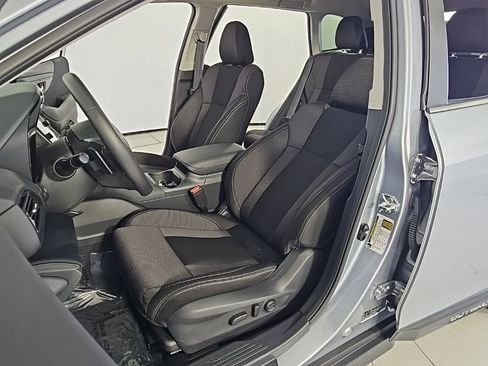 Used 2025 Subaru Outback Premium image 23