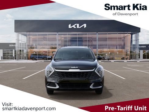 New 2025 Kia Sportage LX image 3