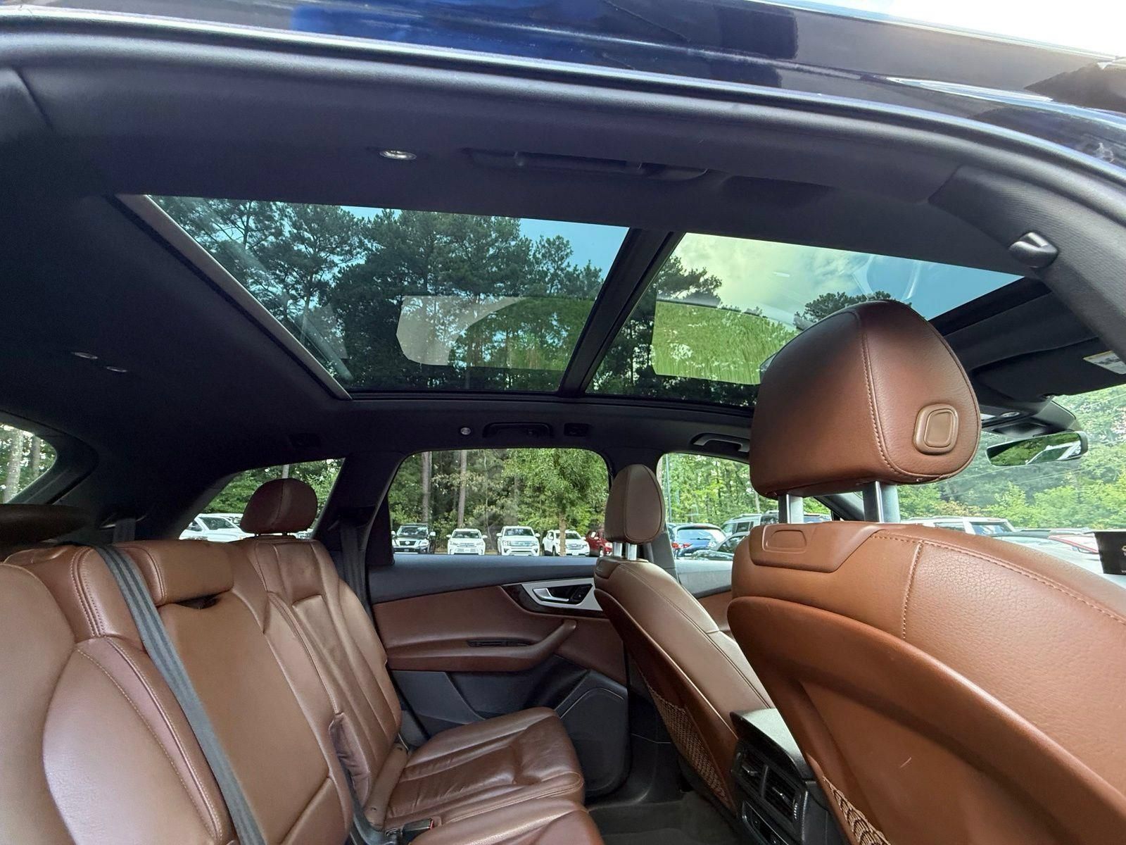 Used 2018 Audi Q7 2.0T Premium AWD/4WD image 26