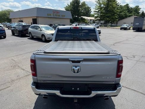 Used 2019 RAM 1500 Laramie AWD/4WD image 12
