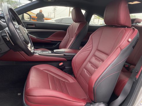 Used 2016 Lexus RC 200t RWD image 10