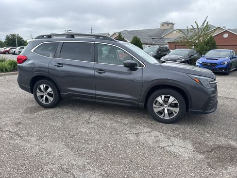 Certified 2024 Subaru Ascent Premium w/ Convenience Package AWD/4WD image 10