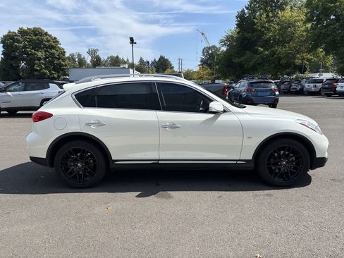Used 2017 INFINITI QX50 AWD w/ Premium Plus Package image 5