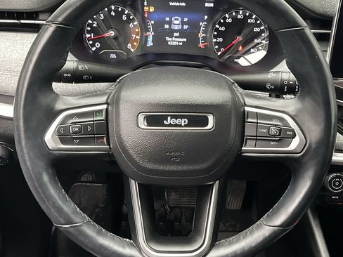 Used 2022 Jeep Compass Latitude AWD/4WD image 13