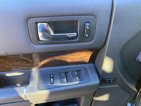 Used 2019 Ford Flex Limited image 16